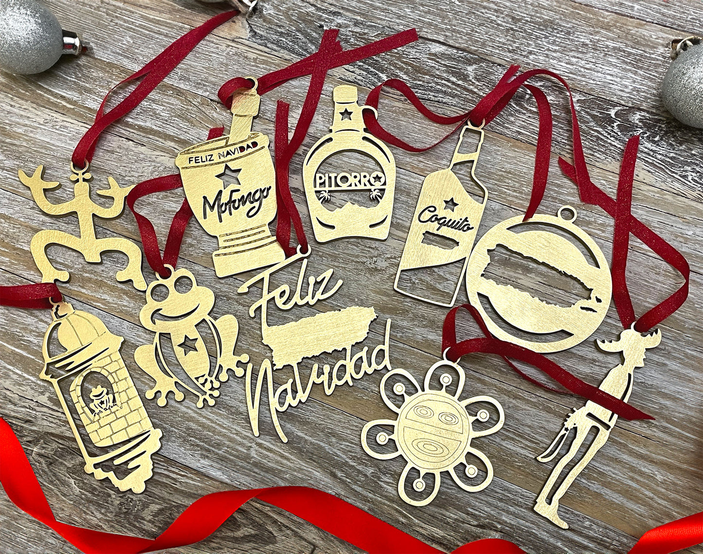 Decoración navideña tributo al Coquí Taíno