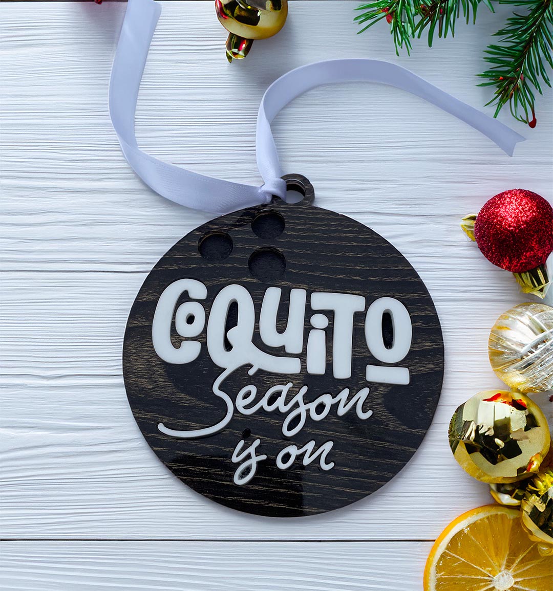 Coquito Season is on - decoración navideña